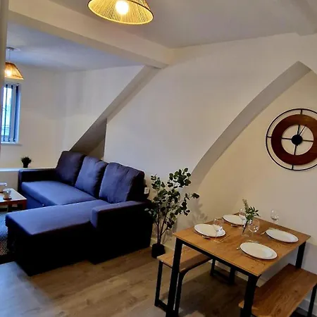 Supervalue Suite 10 - Fast Wifi, Hotel Linen, Keyless Entry, City Only 10 Mins - By Property Promise Cardiff Exterior photo